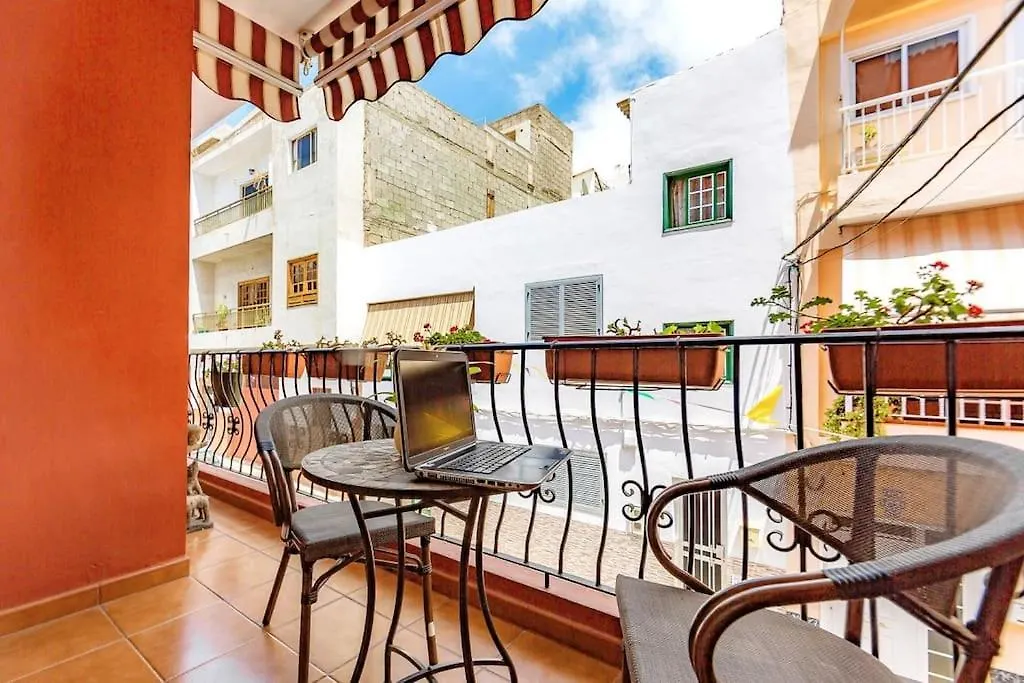 Playa San Juan Apartment